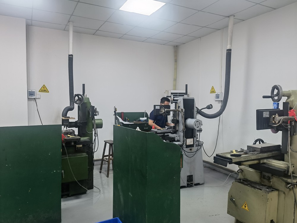 平麵(mian)小(xiao)磨牀-02