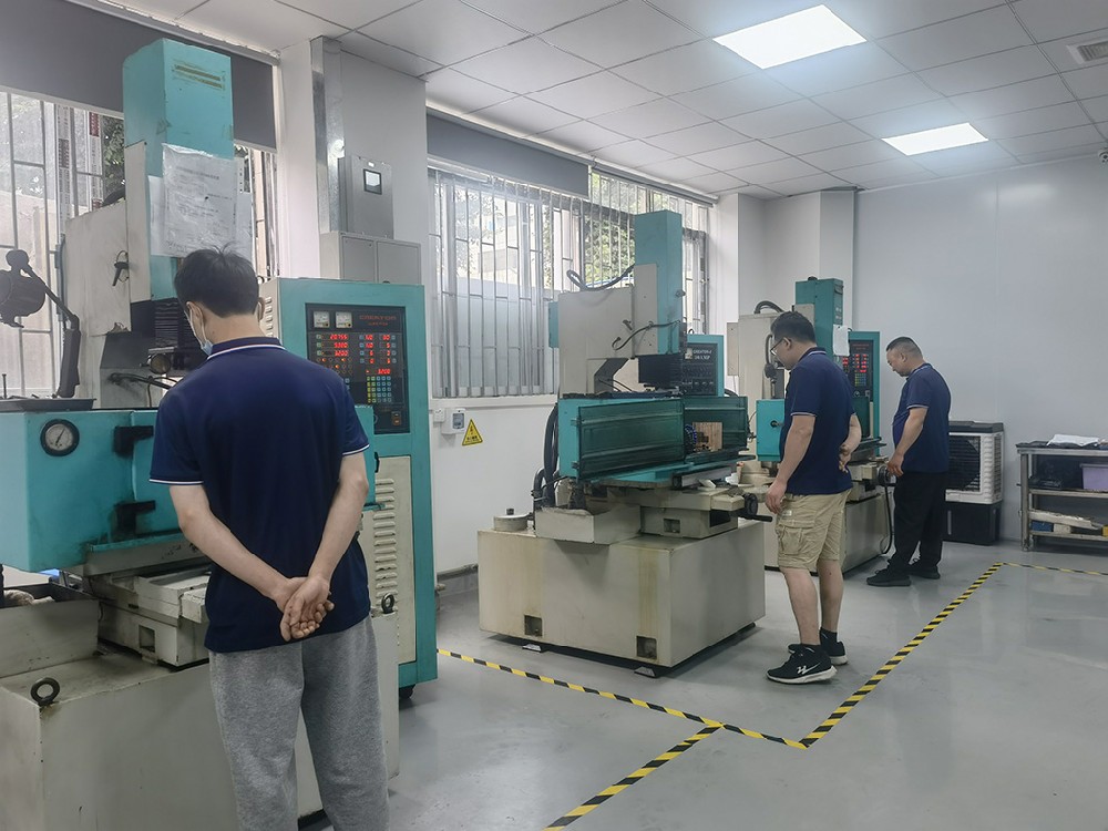 火蘤(hua)機(ji)-01