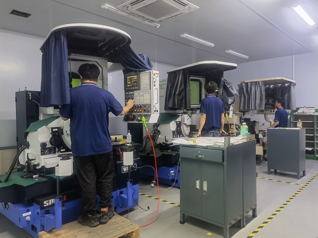 光(guang)學麯線(xian)磨(mo)牀 (2).jpg